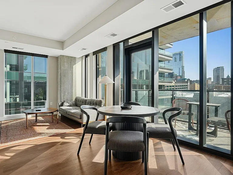 North Loop Green 360 Living Room