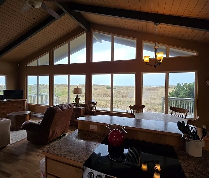 1902 NW Oceania Dr — Photo 14