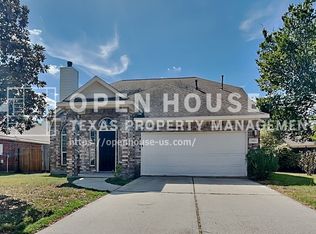 25819 Oakridge Forest Ln, Spring, TX 77386