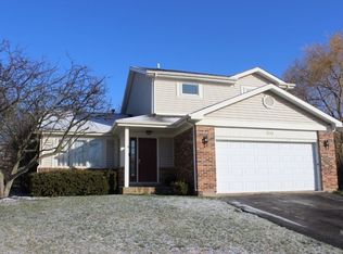 160 Denberry Ct, Lake Zurich, IL 60047