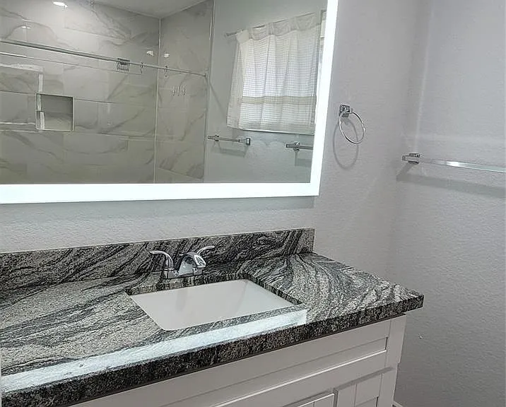 13810 Overbrook Ln — Photo 15