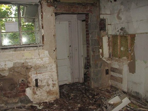 5th image of 11 Brookforest Dr