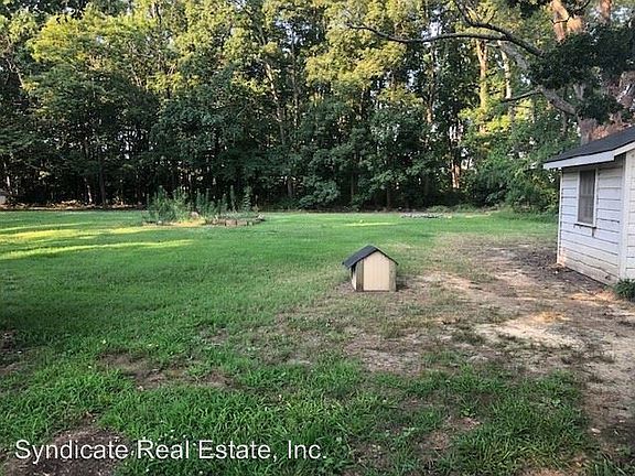 3rd image of 5117 Old Charlotte Hwy