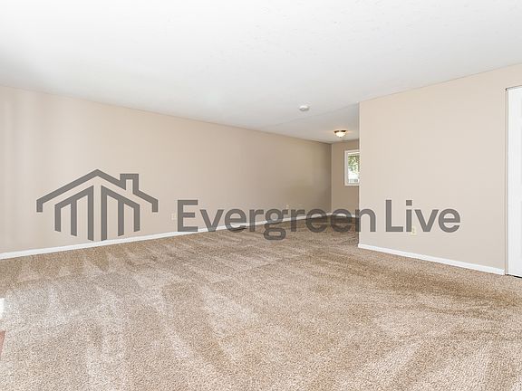3rd image of 3697 Panama Dr