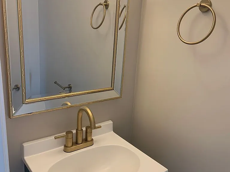 203 Parkwood Dr — Photo 9