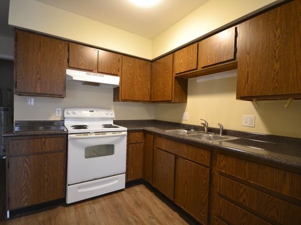 205 W Summerfield Ave #12