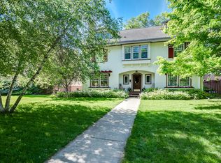 1504 Summit Ave, Saint Paul, MN 55105