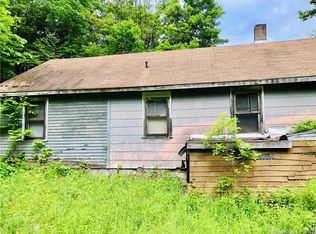 12 Bond St, Canaan, CT 06018