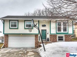 905 Fairview St, Bellevue, NE 68147