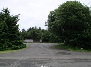 670 Sunset Ave NE, Ocean Shores, WA 98569