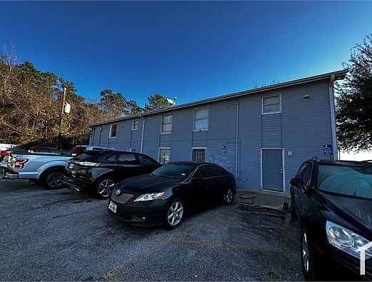 3rd image of 7201 Hallshire Dr #132