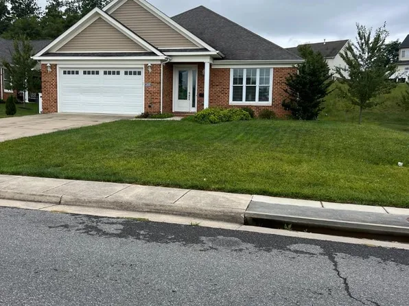 1325 Imboden Dr, Front Royal, VA 22630
