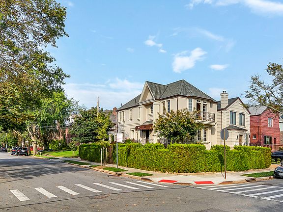 3rd image of 4124 Ocean Ave