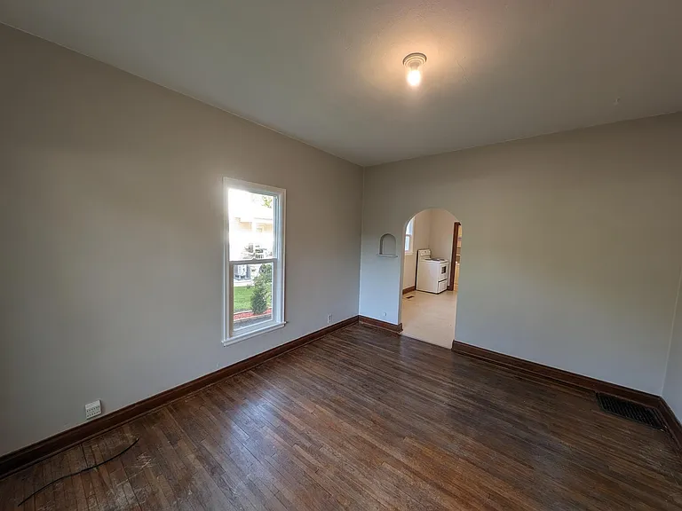 10 3rd Ave SW #1 — Photo 10