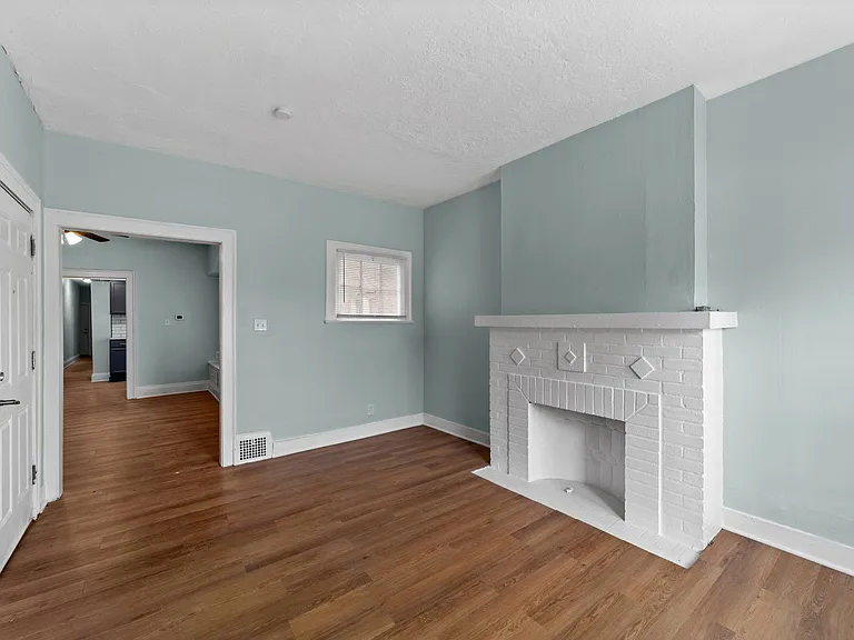 3416 E 139th St — Photo 30