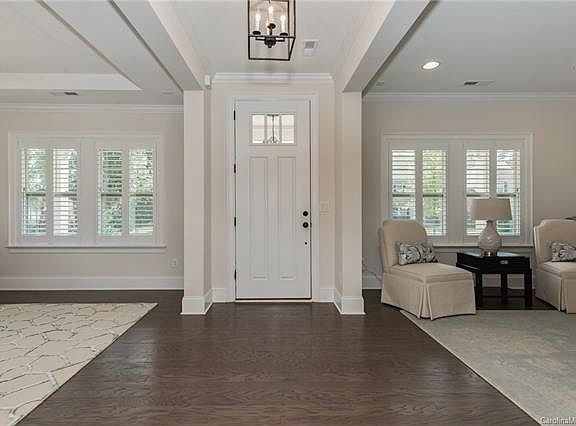 3rd image of 1729 Cavaillon Dr