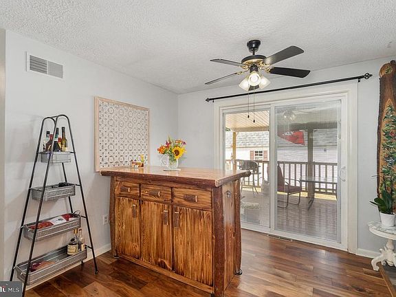 5th image of 3511 Tower Dr