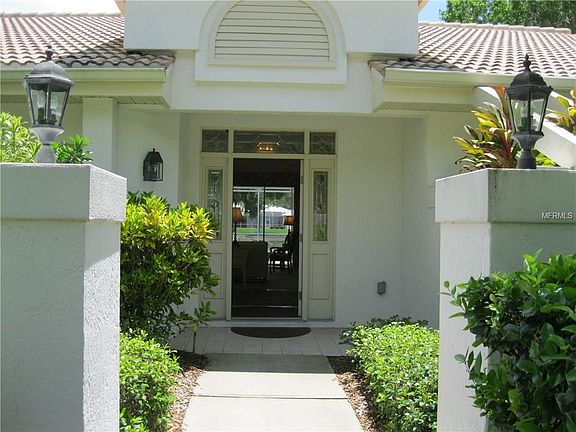 2nd image of 2866 Sandringham Pl