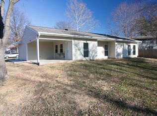 3606 N Woodside Dr, Columbia, MO 65202