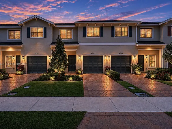 4825 Dillion St, Lake Worth, FL 33463