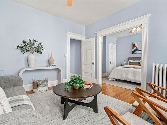 3rd image of 8 Garrison St APT 501