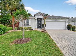 425 SW Talquin Ln, Port Saint Lucie, FL 34986