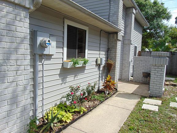 4th image of 743 White Pine Ave