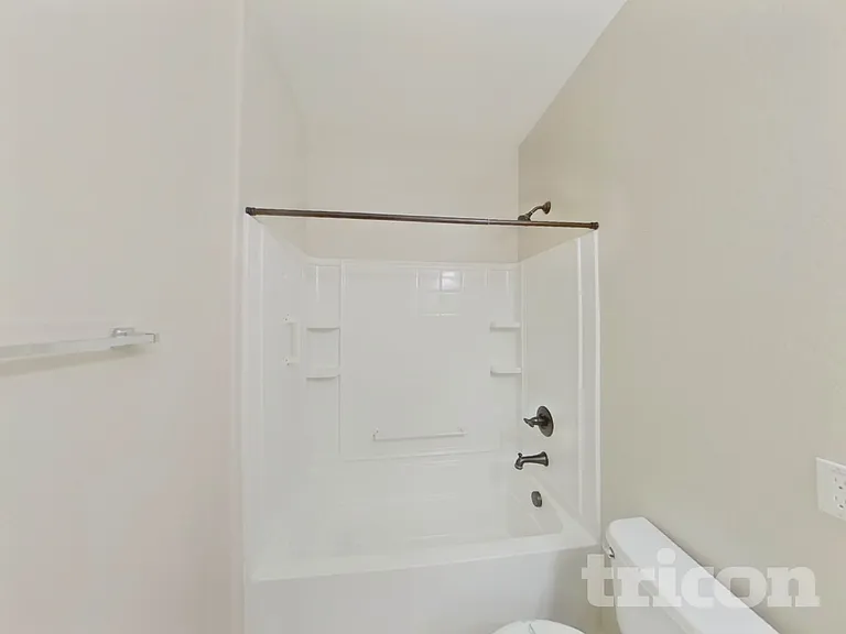 40086 W Bonneau St — Photo 14