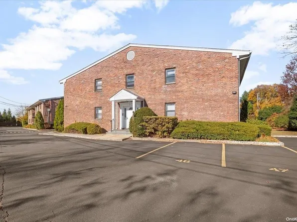 216 Fulton Street #1B, Farmingdale, NY 11735