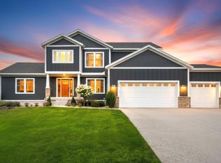 36 W Farr Rd, Norton Shores, MI 49444