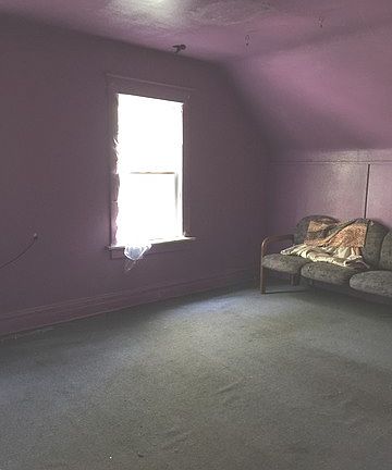 3rd image of 825 Broadway Ave