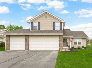 4240 Hearthstone Ln, Belvidere, IL 61008
