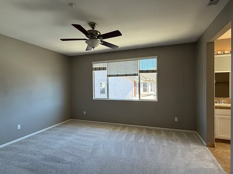 4725 Driftwood Way — Photo 23