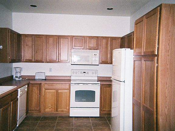 2nd image of 549 W Deerview Ct