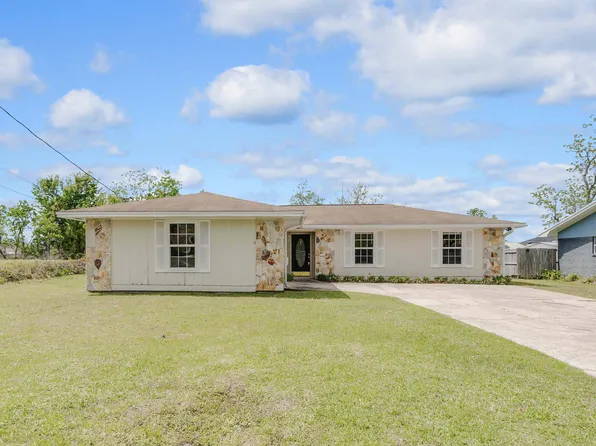 404 Missouri Ave, Lynn Haven, FL 32444