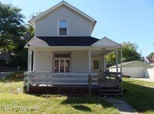 1704 Arlington Ave, Davenport, IA