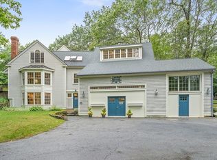 46 Oak St, Dunstable, MA 01827