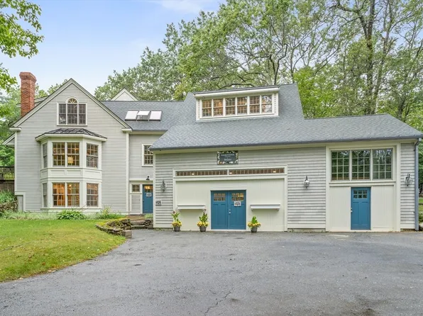 46 Oak St, Dunstable, MA 01827