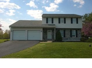 631 Fagleysville Rd, Perkiomenville, PA 18074