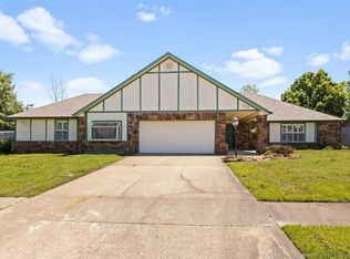 1117 S 33rd St, Broken Arrow, OK 74014