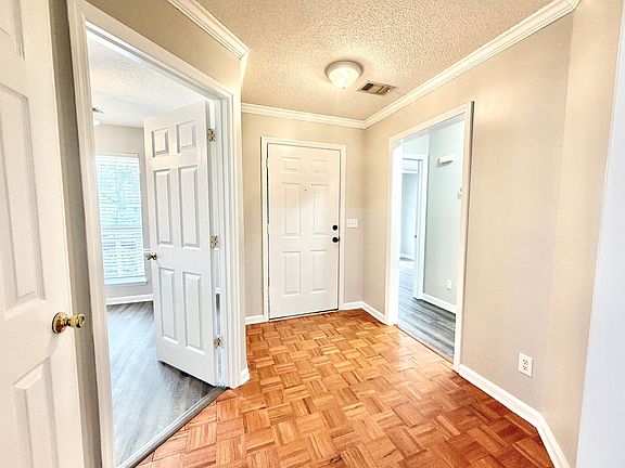 5th image of 103 Westoak Ct