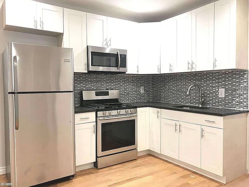 1st image of 291A Cooper St #1