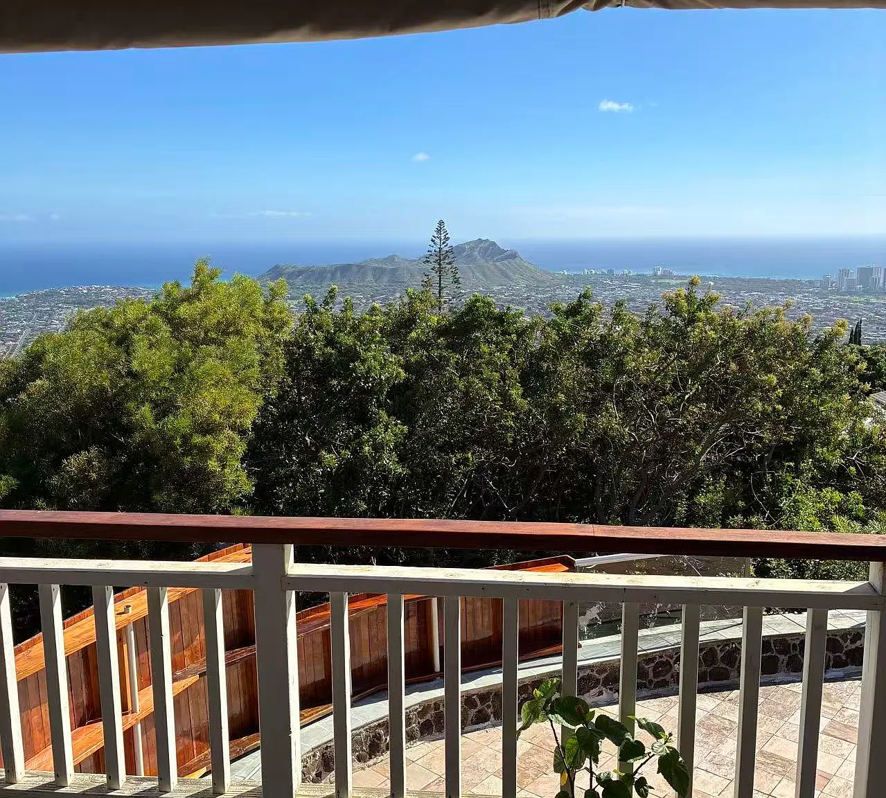 3 bed, 2000 sqft, $1,200 — Photo 1