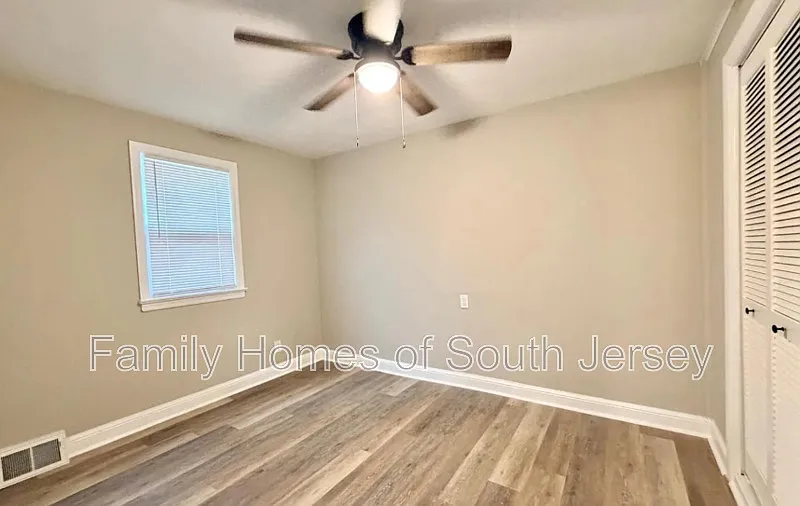 1 bed, 1.0 bath, 732 sqft, $2,000 — Photo 4