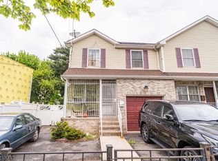 110 19th Ave, Newark, NJ 07103