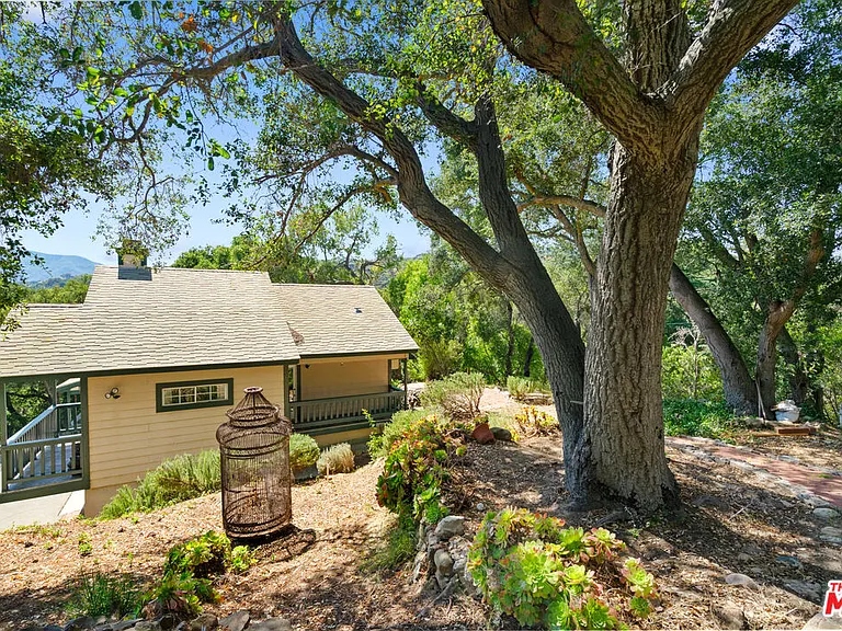 20912 Fontaine Rd — Photo 50