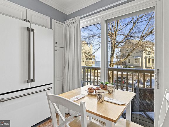 5th image of 2156 Chesapeake Harbour Dr