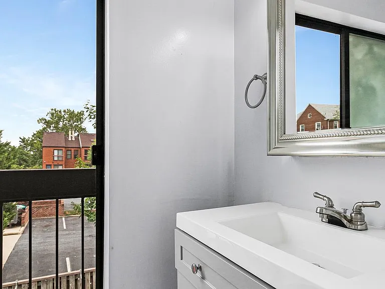 2435 18th St NE #2435 — Photo 31