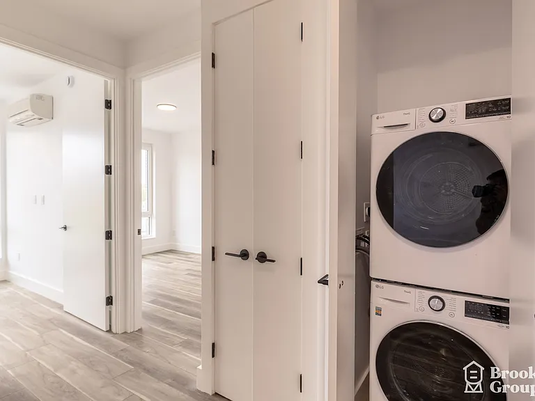 3009 Avenue I #4I — Photo 3