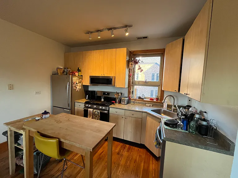 1363 N Bosworth Ave #5 — Photo 10